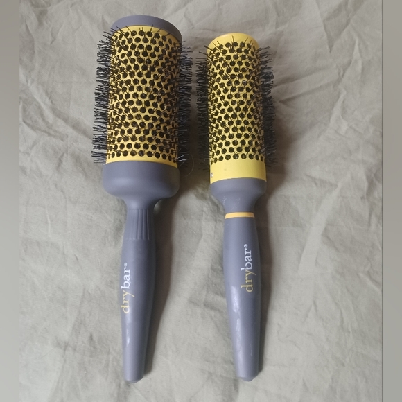 T3 Hair T3 Tourmaline Iron And Two Drybar Round Brushes And Orchid
